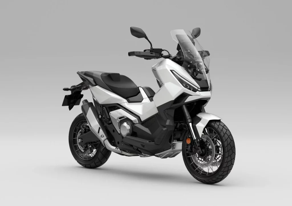 Honda X-ADV 2026: La moto para todo se renueva 29 Motor16 Honda X ADV 2026 29 Motor16