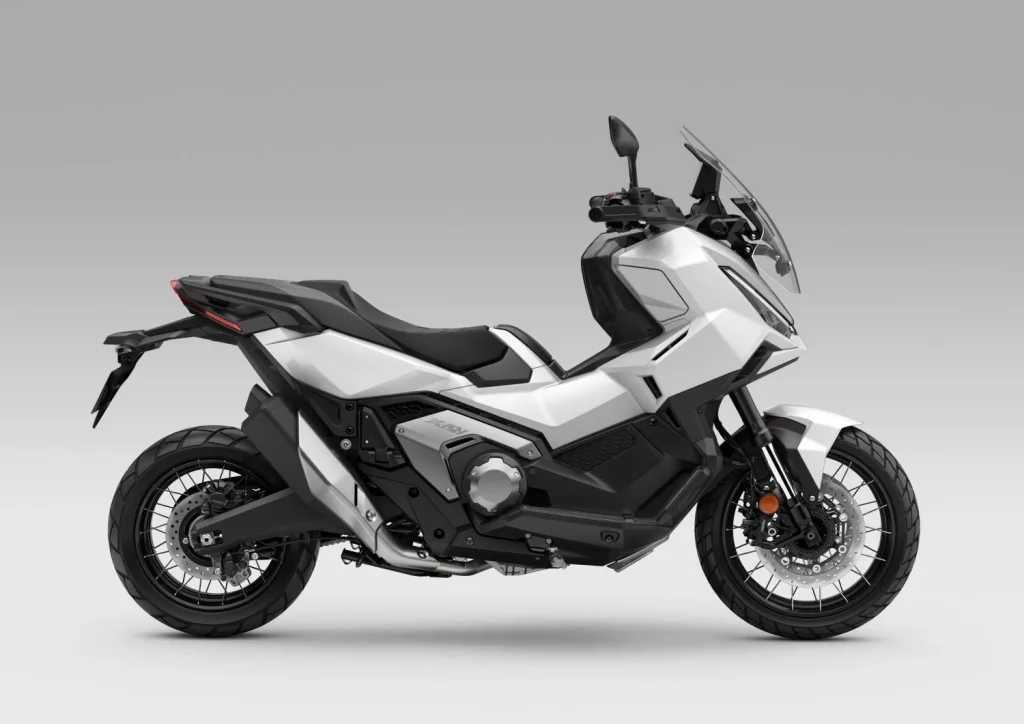 Honda X-ADV 2026: La moto para todo se renueva 30 Motor16 Honda X ADV 2026 30 Motor16