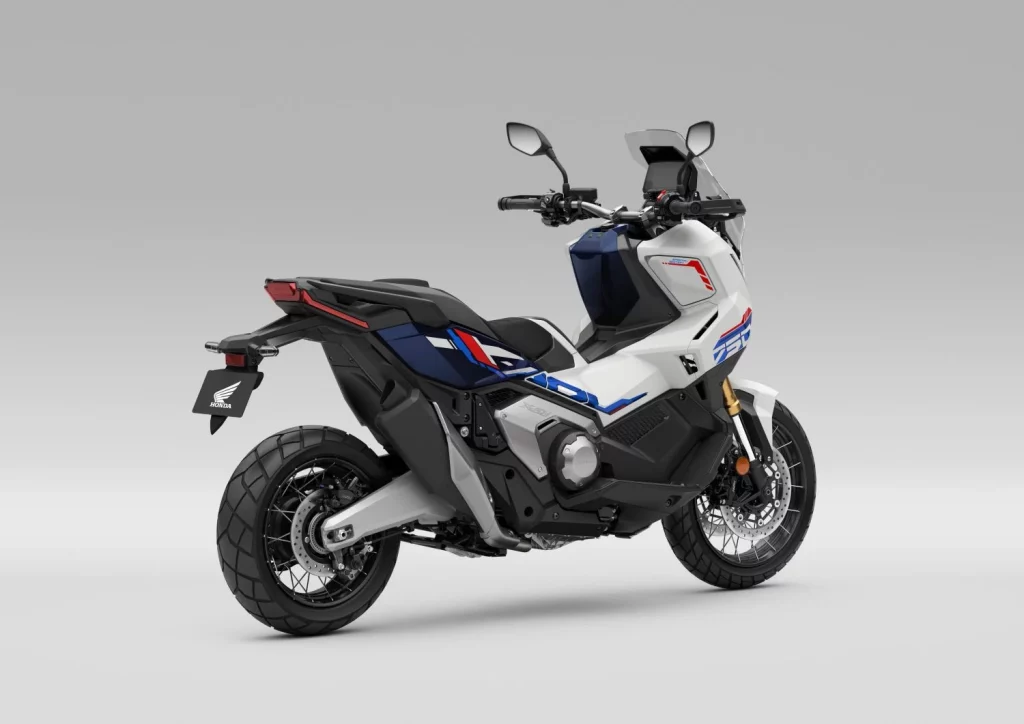 Honda X-ADV 2026: La moto para todo se renueva 3 Motor16 Honda X ADV 2026 41 Motor16