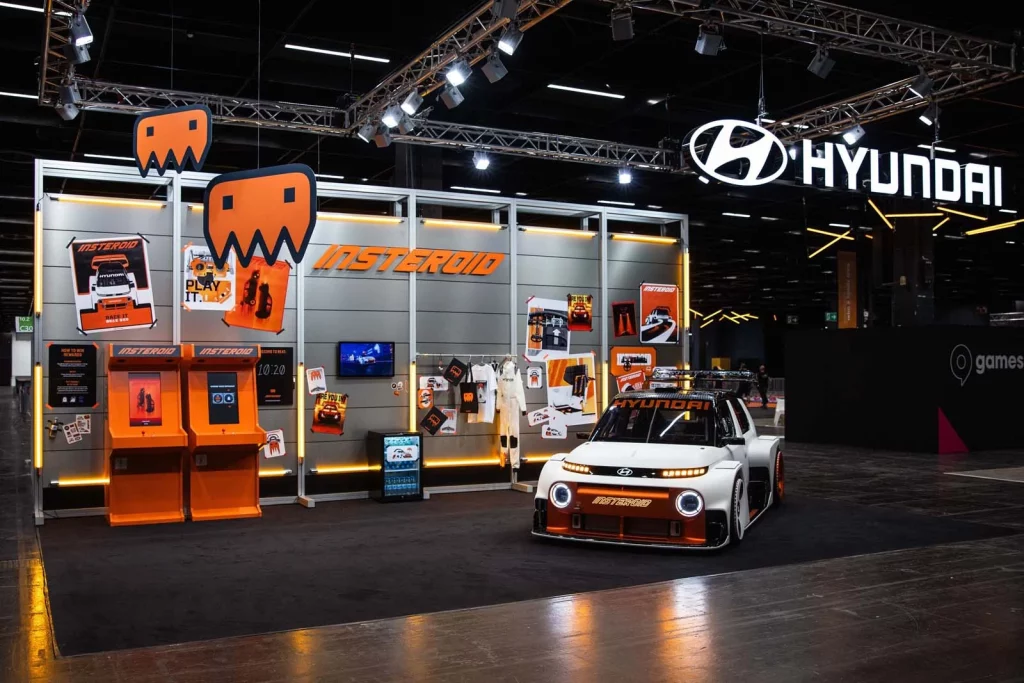 Hyundai se pasa al sector de los videojuegos arcade 1 Motor16 Hyundai Insteroid juego gamescom2 Motor16