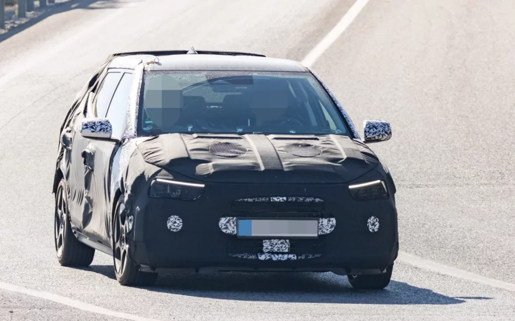 Fotos espía del Hyundai i20, el gran 'tapado' del segmento B 4 Motor16 Hyundai i20 2026 2 Motor16