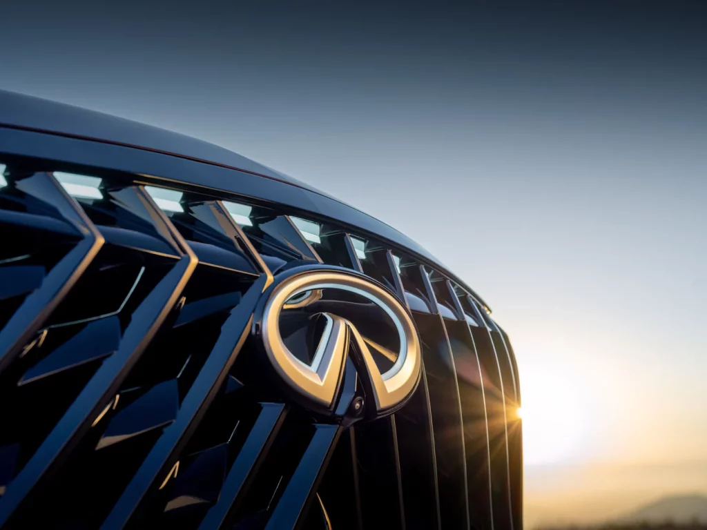 INFINITI QX 65 MONOGRAPH 15 Motor16
