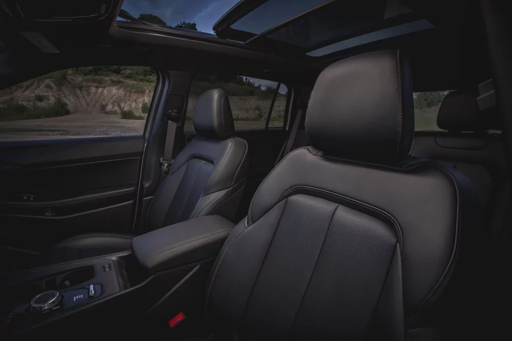 Vuelve el Jeep Cherokee, ahora pionero en tecnología híbrida 33 Motor16 JEEP CHEROKEE 2025 27 Motor16
