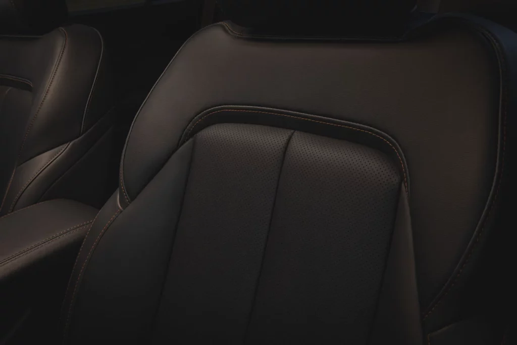 Vuelve el Jeep Cherokee, ahora pionero en tecnología híbrida 35 Motor16 JEEP CHEROKEE 2025 29 Motor16