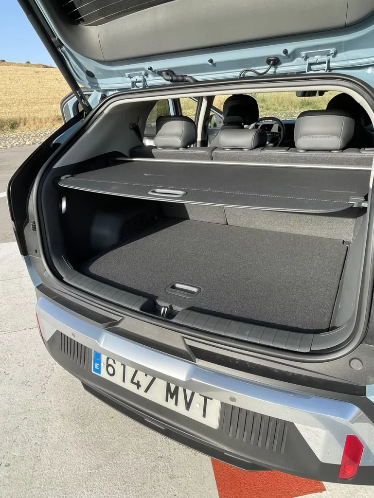 Kia EV3: el SUV eléctrico que puede ser el coche único de la casa 3 Motor16 KIA EV3 22 Motor16