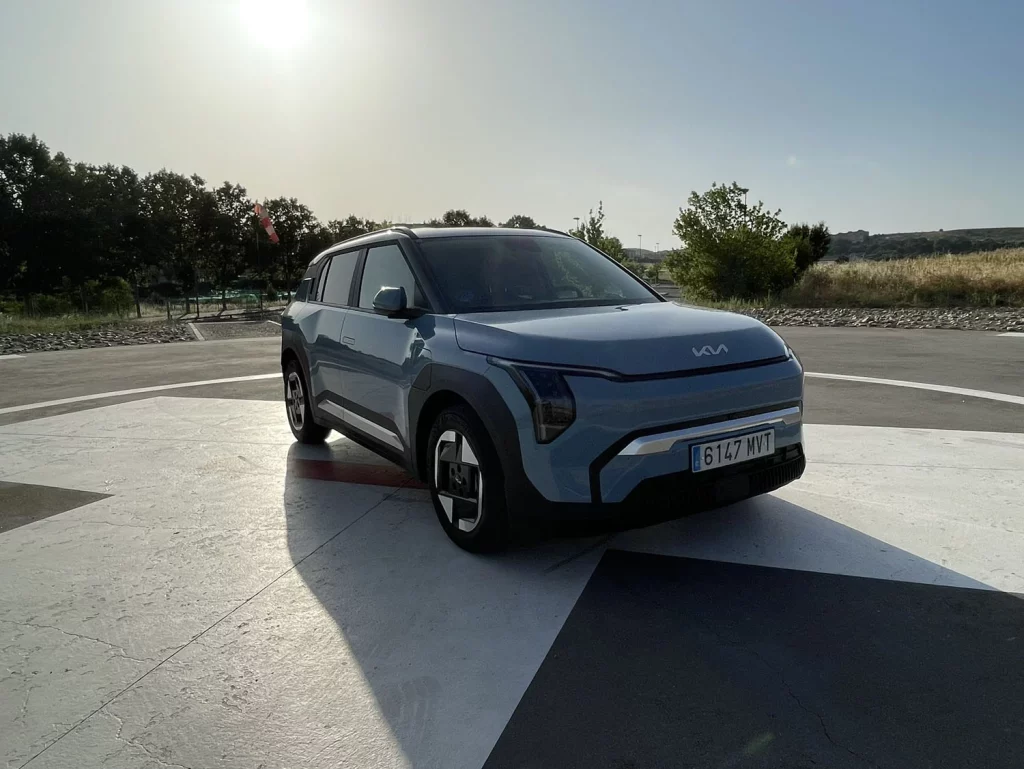 Kia EV3: el SUV eléctrico que puede ser el coche único de la casa 12 Motor16 KIA EV3 6 Motor16