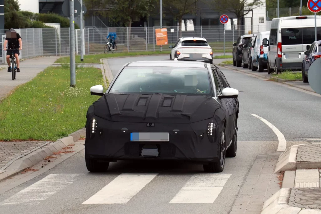 KIA EV4 GT 2 Motor16