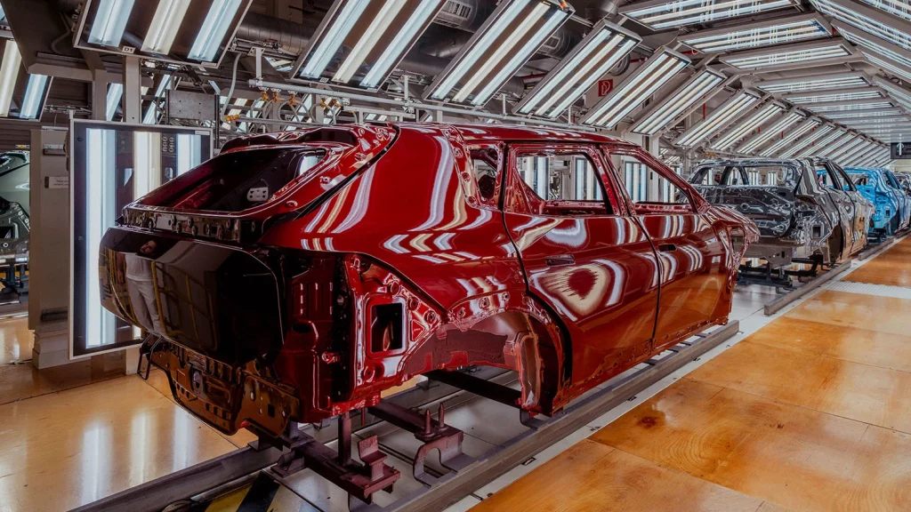 Kia EV4: el primer eléctrico fabricado en Europa ya es una realidad 9 Motor16 KIA EV4 INICIO PRODUCCION EUROPA 6 Motor16