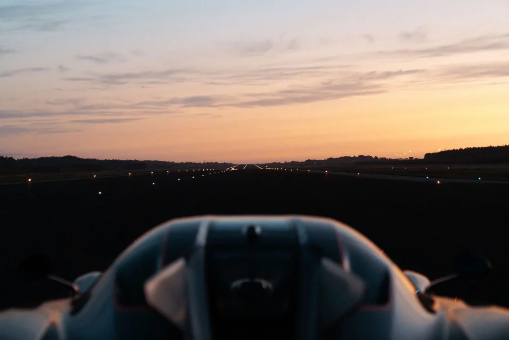 KOENIGSEGG JESKO RECORD 0 400 0 1 Motor16