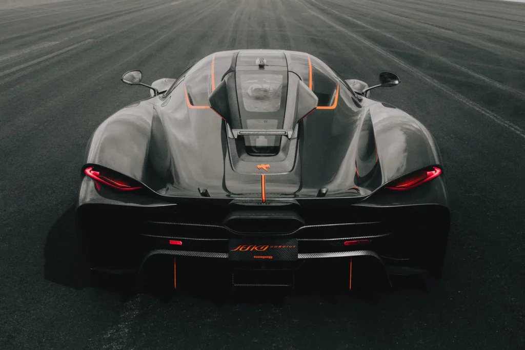 KOENIGSEGG JESKO RECORD 0 400 0 11 Motor16