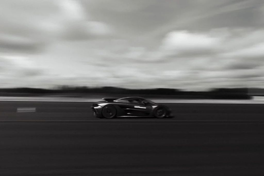 KOENIGSEGG JESKO RECORD 0 400 0 2 Motor16
