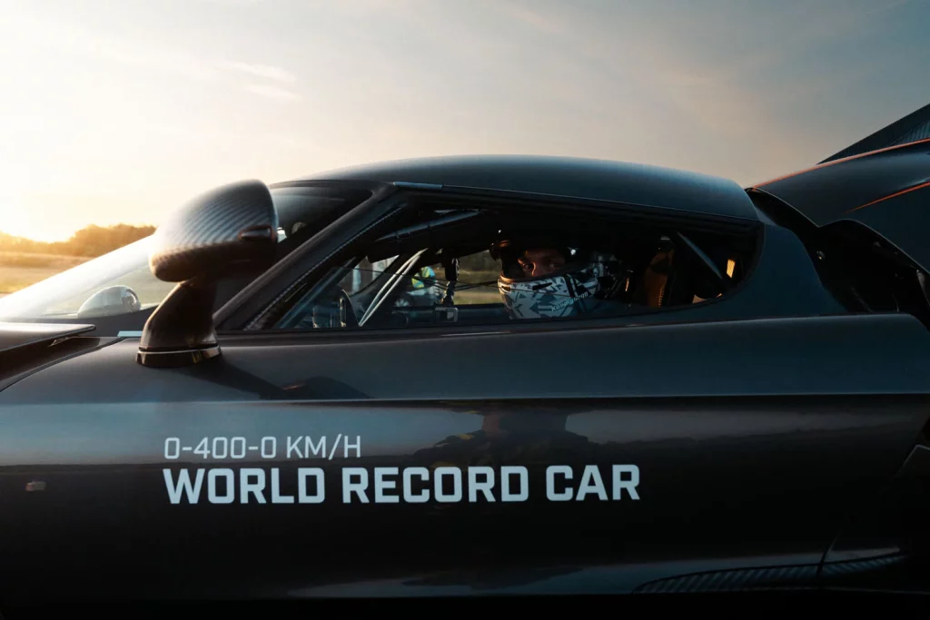 KOENIGSEGG JESKO RECORD 0 400 0 4 Motor16