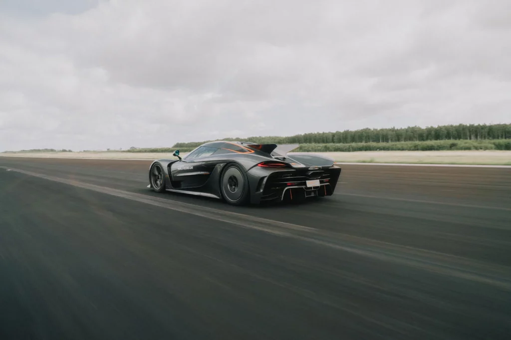KOENIGSEGG JESKO RECORD 0 400 0 7 Motor16