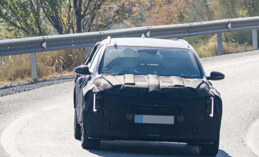 El Kia XCeed 2026 seguirá vivo unos años más 9 Motor16 Kia XCeed 2026 7 Motor16