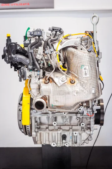 Horse Technologies crea el primer motor de GLP con tecnología de hibridación ligera 2 Motor16 MOTOR HORSE HIBRIDO LIGERO 48V GLP 3 Motor16