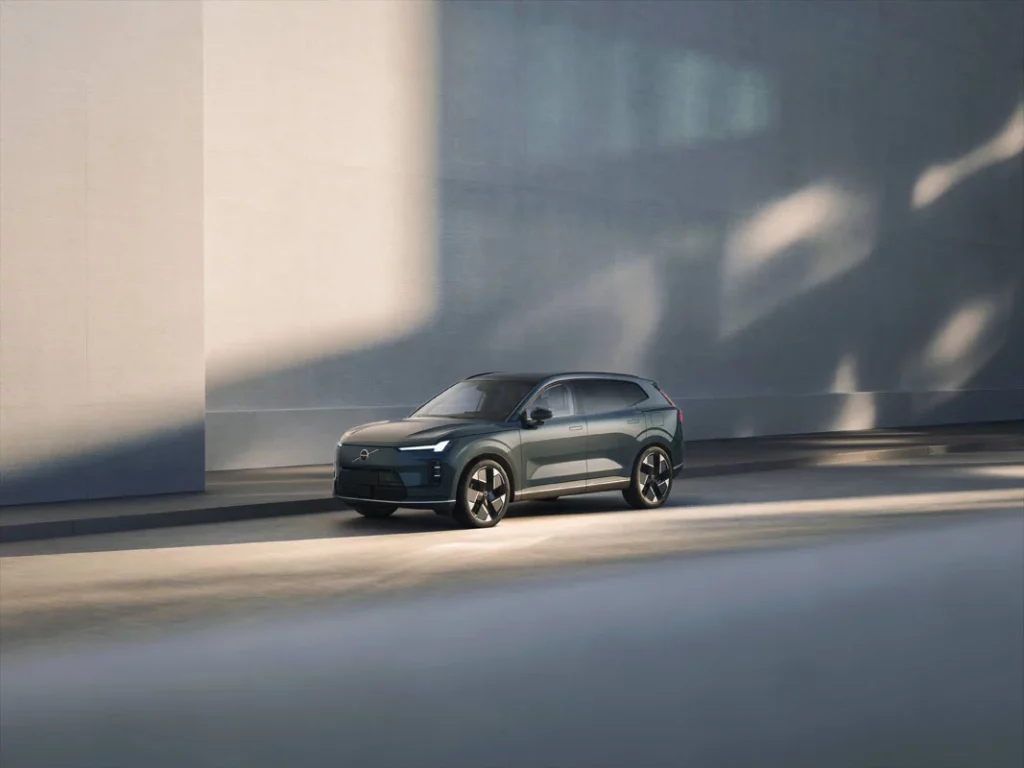 El nuevo Volvo XC70 híbrido enchufable cambia las reglas de la autonomía eléctrica 17 Motor16 NUEVO VOLVO XC70 13 Motor16