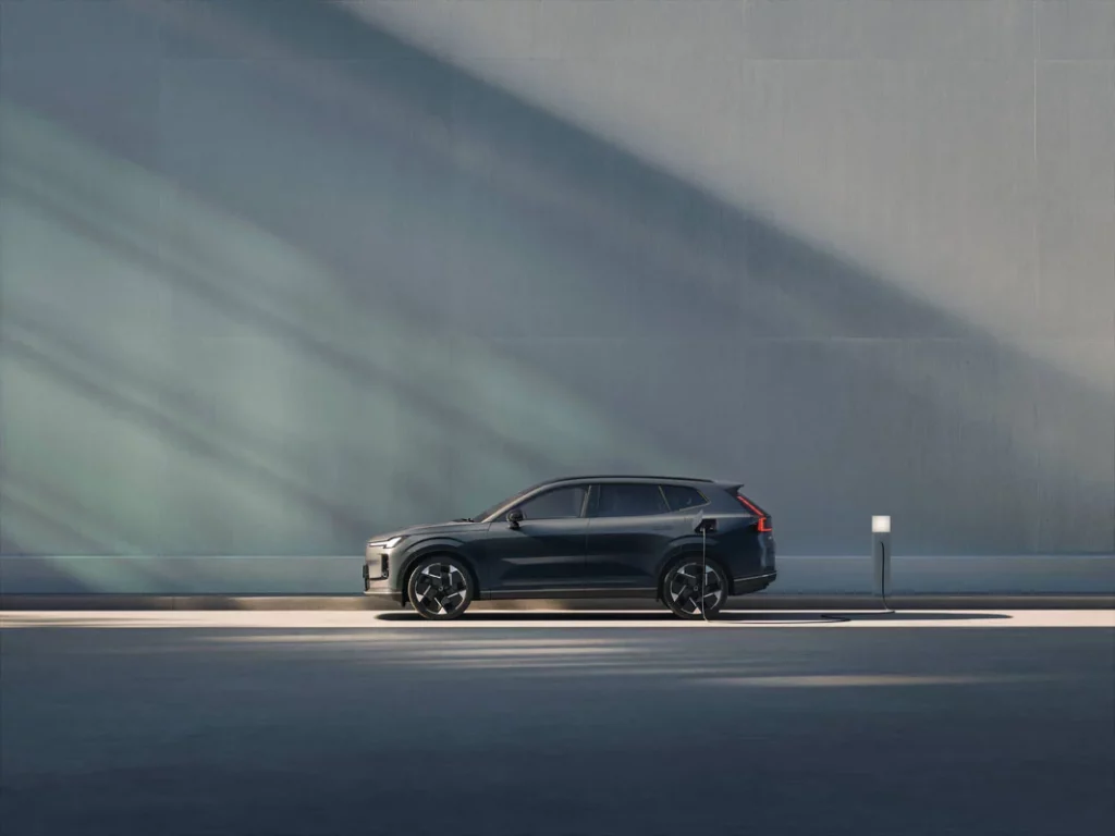 El nuevo Volvo XC70 híbrido enchufable cambia las reglas de la autonomía eléctrica 23 Motor16 NUEVO VOLVO XC70 19 Motor16