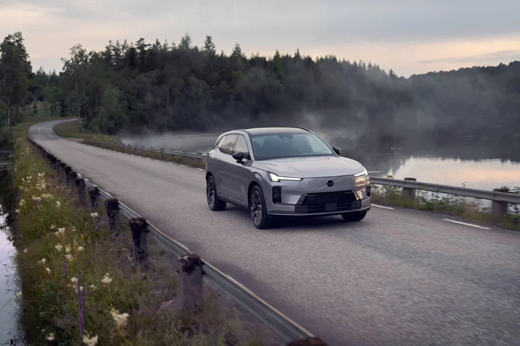 El nuevo Volvo XC70 híbrido enchufable cambia las reglas de la autonomía eléctrica 6 Motor16 NUEVO VOLVO XC70 2 Motor16