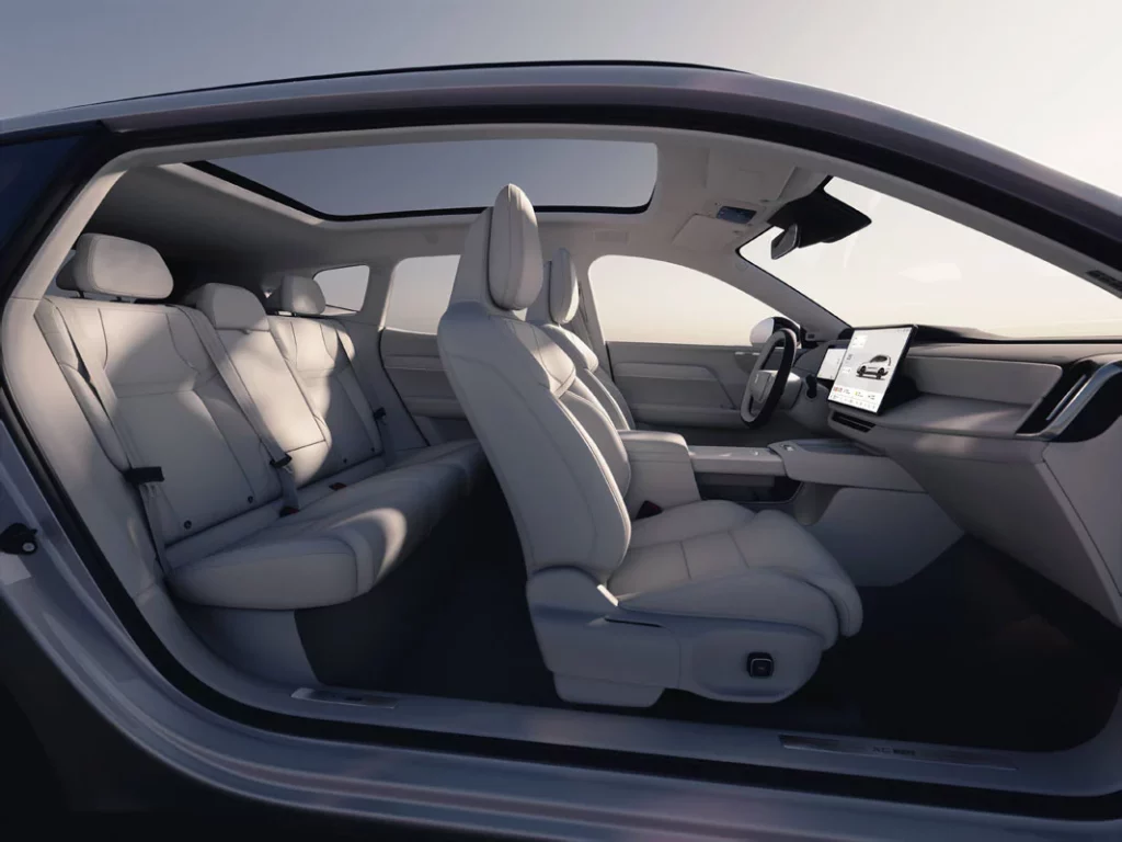El nuevo Volvo XC70 híbrido enchufable cambia las reglas de la autonomía eléctrica 3 Motor16 NUEVO VOLVO XC70 31 Motor16