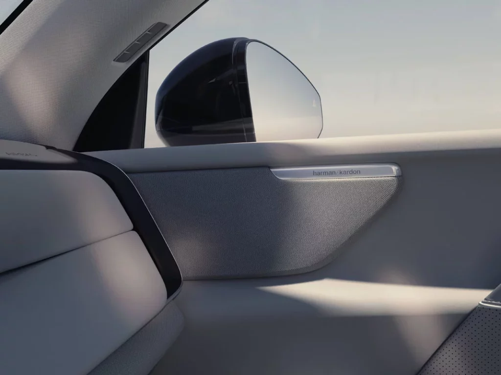 El nuevo Volvo XC70 híbrido enchufable cambia las reglas de la autonomía eléctrica 41 Motor16 NUEVO VOLVO XC70 37 Motor16