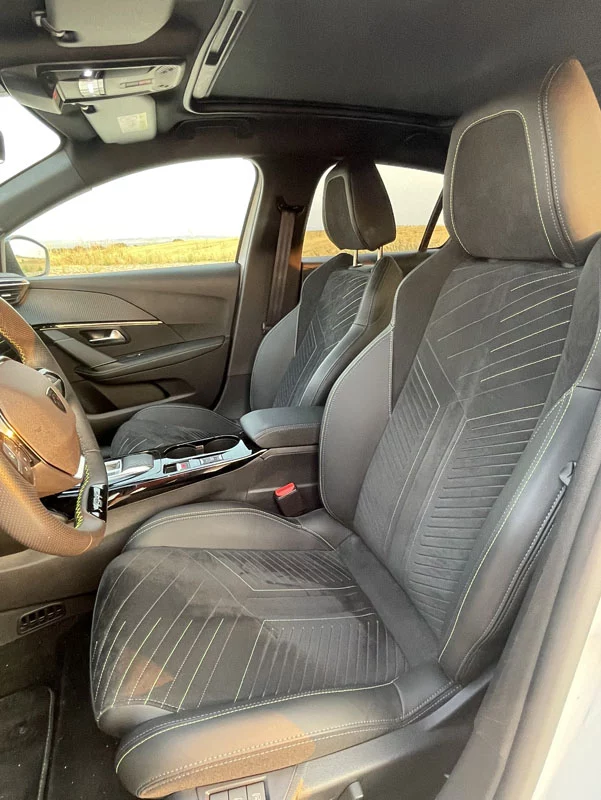 PRUEBA PEUGEOT E 208 23 Motor16