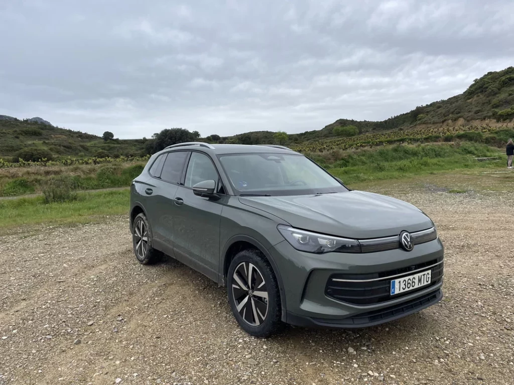 PRUEBA VOLKSWAGEN TIGUAN PHEV 10 Motor16