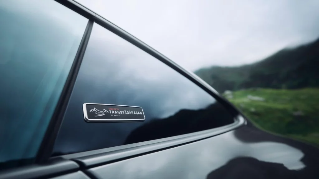 Porsche 911 Carrera 4 GTS Tribute to Transfagarasan 10 Motor16