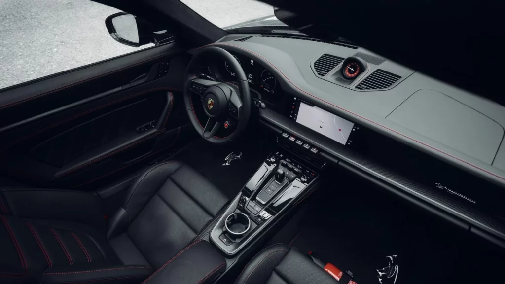 Porsche 911 Carrera 4 GTS Tribute to Transfagarasan 20 Motor16