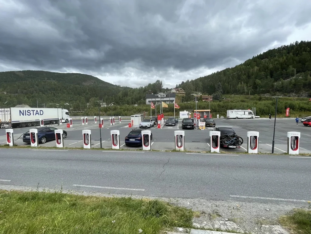 Viaje por Noruega, el paraíso de los eléctricos, con el Polestar 4 4 Motor16 RUTA NORUEGA POLESTAR 4 35 Motor16