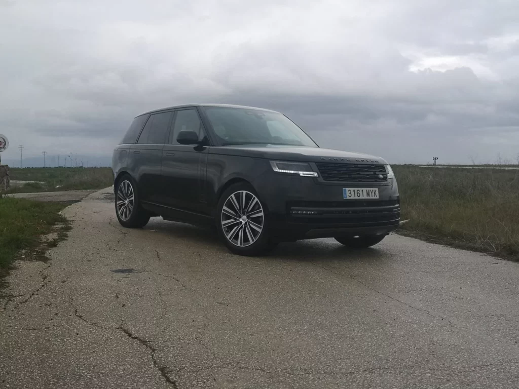 Prueba del Range Rover P550e Autobiography: El rey sigue muy vivo 4 Motor16 Range Rover P550e Autobiography APERTURA Motor16