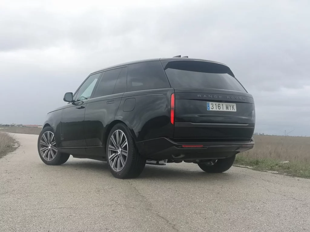 Prueba del Range Rover P550e Autobiography: El rey sigue muy vivo 2 Motor16 Range Rover P550e Autobiography prueba 2 Motor16