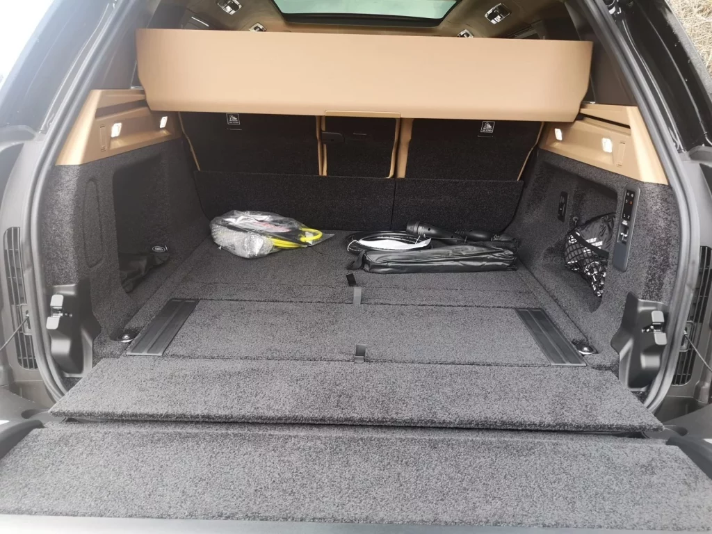 Prueba del Range Rover P550e Autobiography: El rey sigue muy vivo 9 Motor16 Range Rover P550e Autobiography prueba 9 Motor16