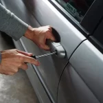 El truco «antirrobo» para evitar que te roben en coche en menos de un minuto