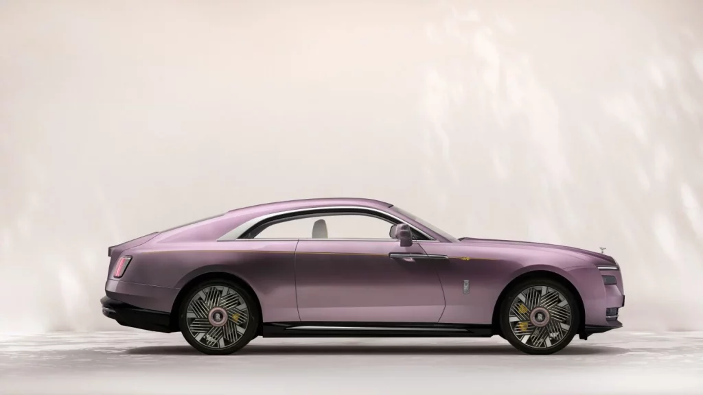 El Rolls-Royce Spectre Inspired by Primavera ofrece tres interpretaciones de esta estación 8 Motor16 El Rolls-Royce Spectre Inspired by Primavera ofrece tres interpretaciones de esta estación
