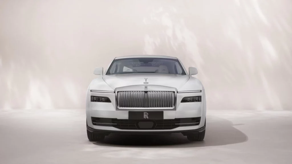 El Rolls-Royce Spectre Inspired by Primavera ofrece tres interpretaciones de esta estación 1 Motor16 El Rolls-Royce Spectre Inspired by Primavera ofrece tres interpretaciones de esta estación