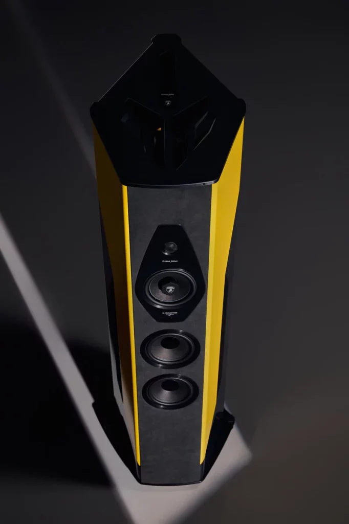 El Lamborghini que podrás tener en el salón de tu casa 8 Motor16 SISTEMA DE SONIDO LAMBORGHINI SONUS FABER 8 Motor16