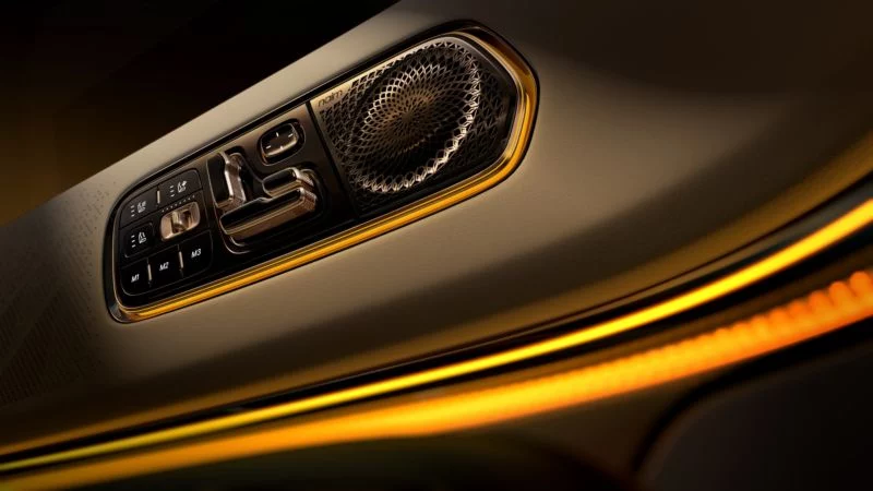 La marca china que incorpora un sistema de sonido que solo usaba Bentley 1 Motor16 Naim colabora con Bentley o Pininfarina... Y ahora con Zeekr.