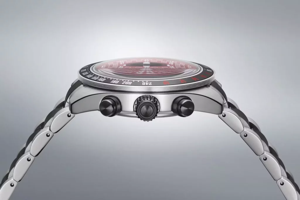 Seiko revive un icónico deportivo de los años 70 con sus nuevos relojes 10 Motor16 SSC957 d 1536x1024 1 Motor16