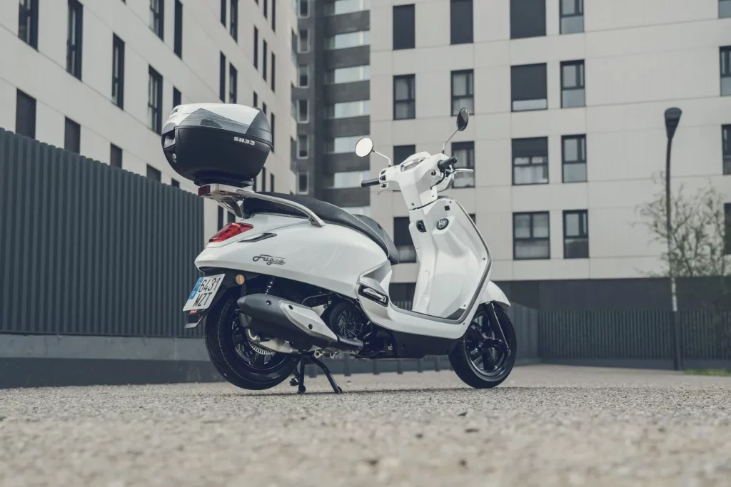 SYM Fugue 125: Un scooter atractivo por menos de 3.000 euros 27 Motor16 SYM FUGUE 125 DETALLE 25 Motor16