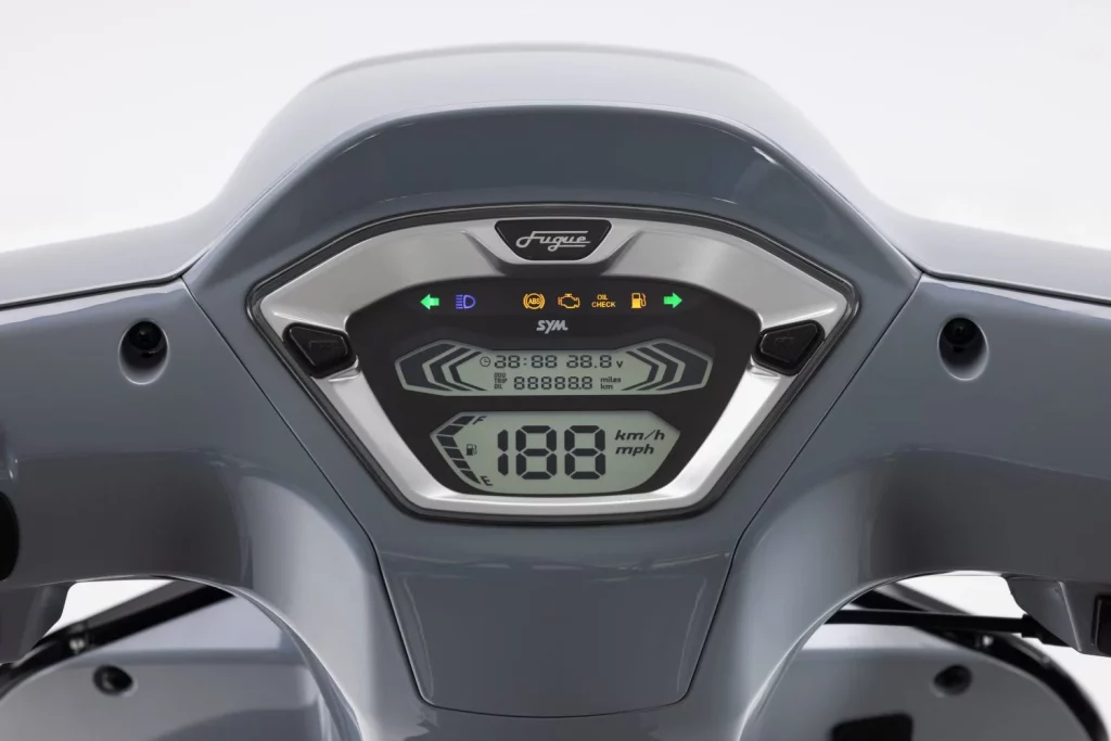SYM Fugue 125: Un scooter atractivo por menos de 3.000 euros 17 Motor16 SYM Fugue 125 dashboard 2 Motor16