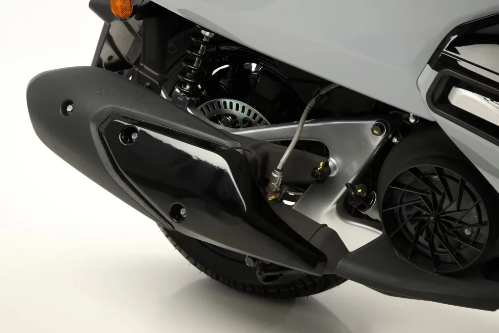 SYM Fugue 125: Un scooter atractivo por menos de 3.000 euros 13 Motor16 SYM Fugue 125 detalle 2 Motor16