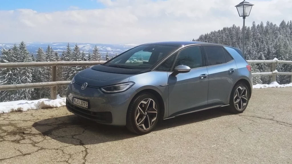 TEST ADAC VOLKSWAGEN ID3 2 Motor16