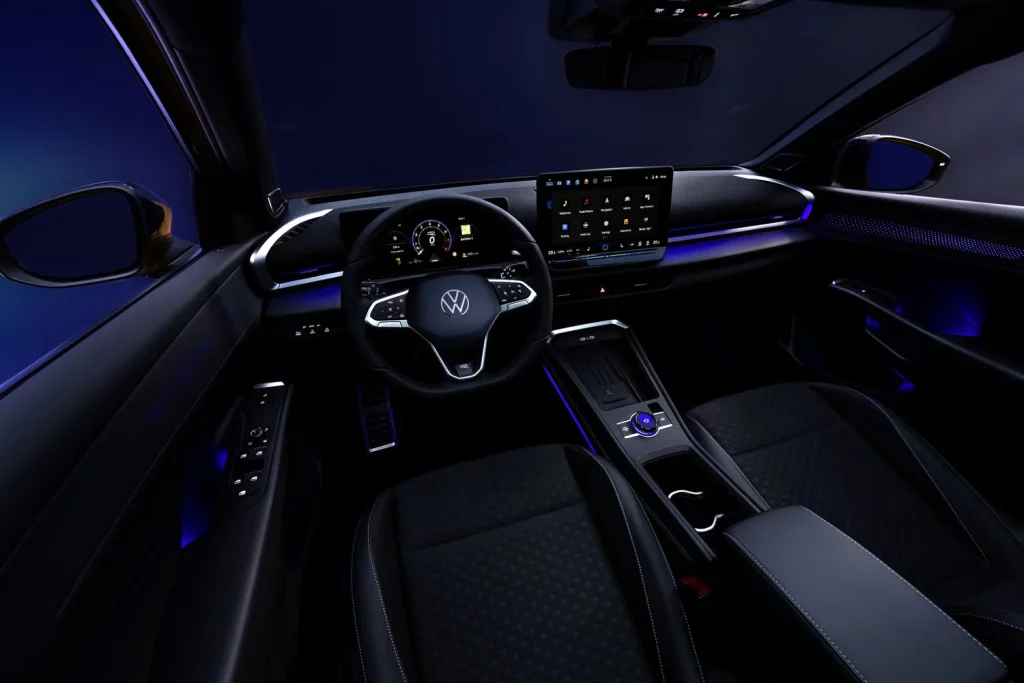 Nuevo Volkswagen T-Roc, la electrificación lo cambia todo 6 Motor16 VOLKSWAGEN T ROC 2025 17 Motor16
