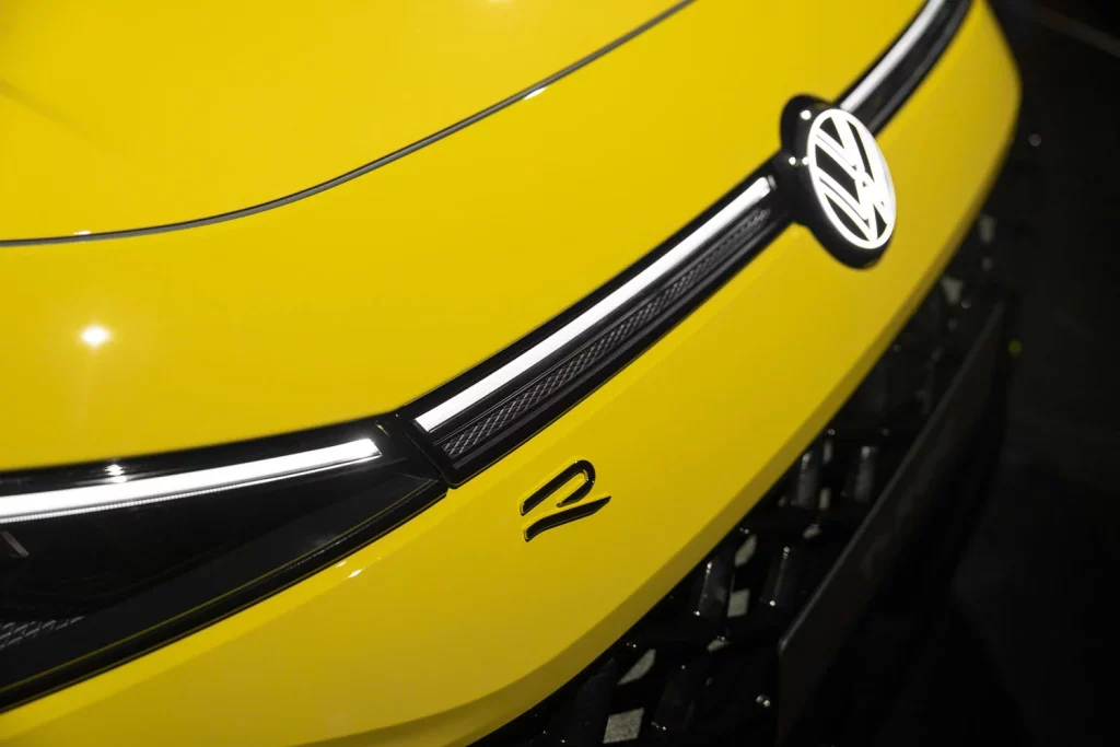 Nuevo Volkswagen T-Roc, la electrificación lo cambia todo 3 Motor16 VOLKSWAGEN T ROC 2025 23 Motor16
