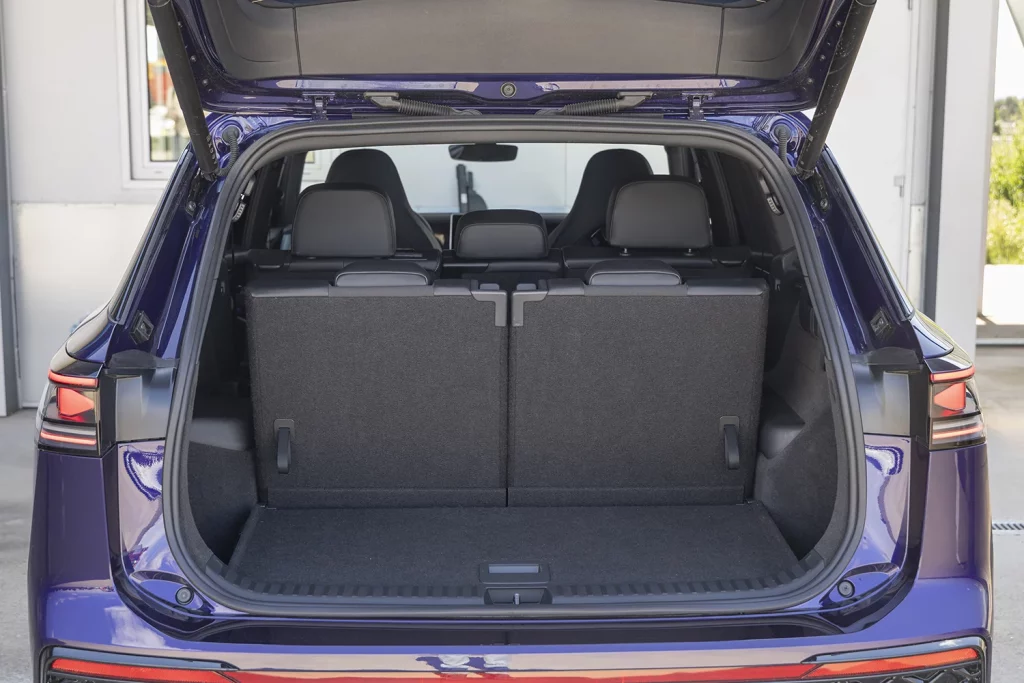 Volkswagen Tayron eTSI R Line prueba 17 Motor16