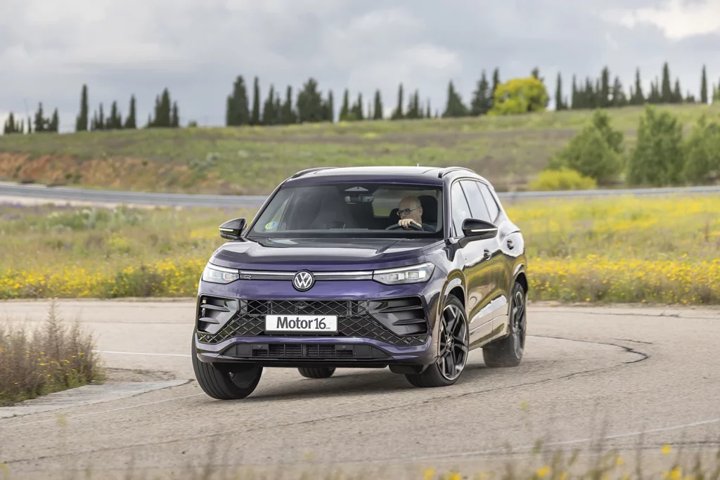 Volkswagen Tayron eTSI R Line prueba 2 Motor16