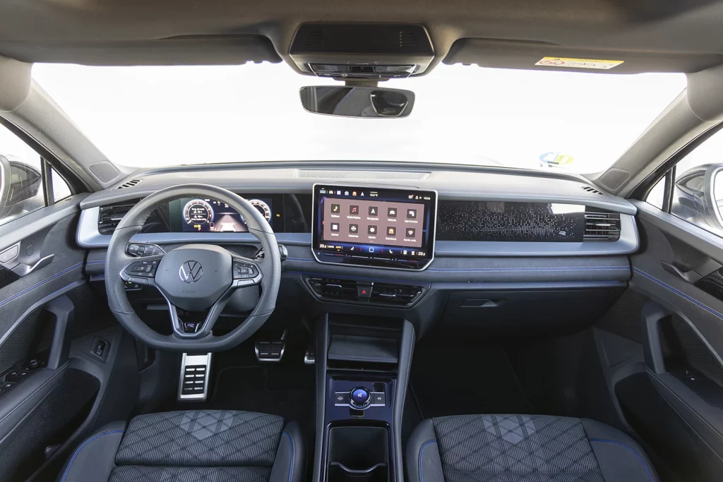 Volkswagen Tayron eTSI R Line prueba 3 Motor16