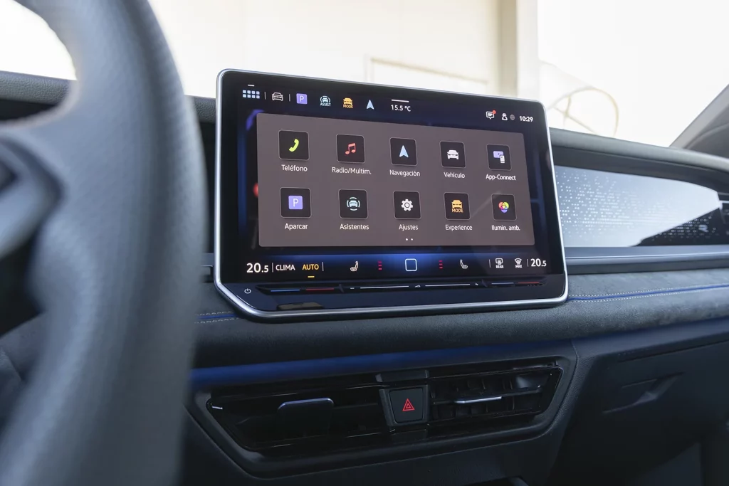 Volkswagen Tayron eTSI R Line prueba 7 Motor16