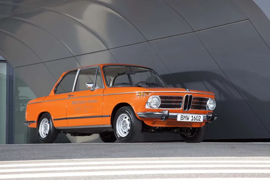De pionero a líder global: BMW Group supera los 3 millones de coches premium electrificados vendidos en todo el mundo 3 Motor16 bmw 1602 electric 12 Motor16