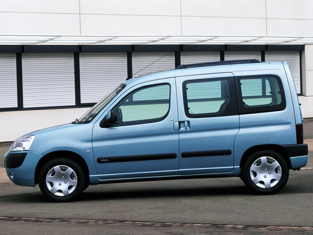 El papel clave de Citroën en la evolución del vehículo comercial 6 Motor16 citroen berlingo multispace modutop 27 Motor16